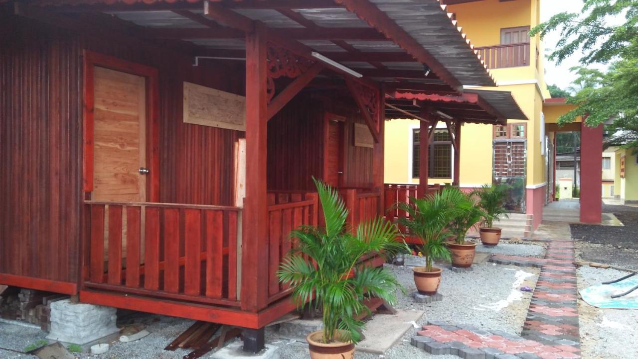 Chalet Kb Wakaf Kayu Kota Bharu Exterior foto